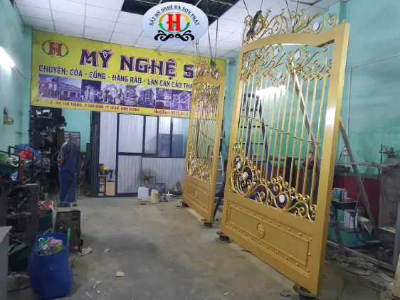 sản xuất cửa cổng cho nhà biệt thự bến cát