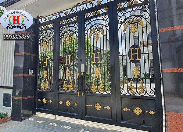 làm cửa sắt chuyên nghiệp tại Vĩnh Cửu Đồng Nai-satmynghehsp.com