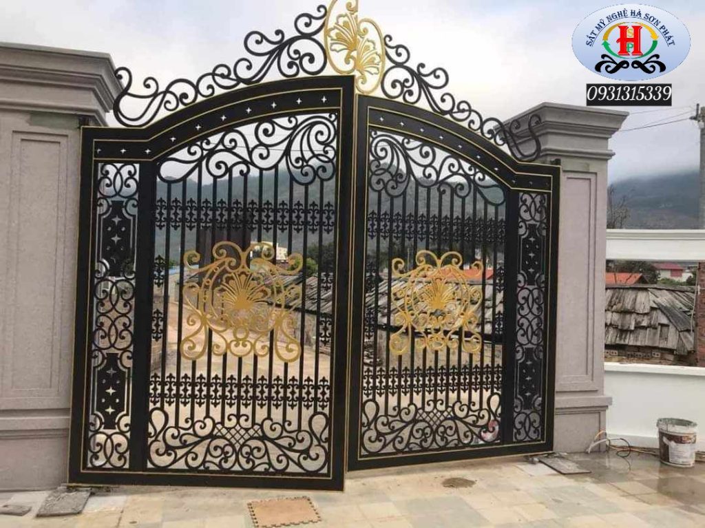 Công trình làm cửa sắt tại Long An - satmynghehsp.com