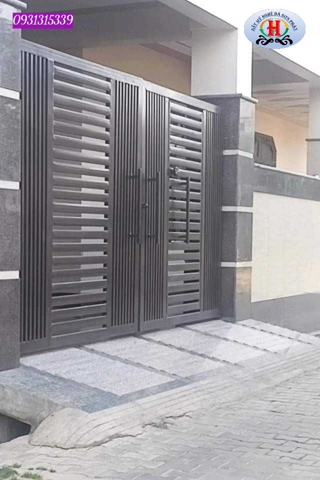 cửa sắt hộp nổi bật dưới 20 triệu